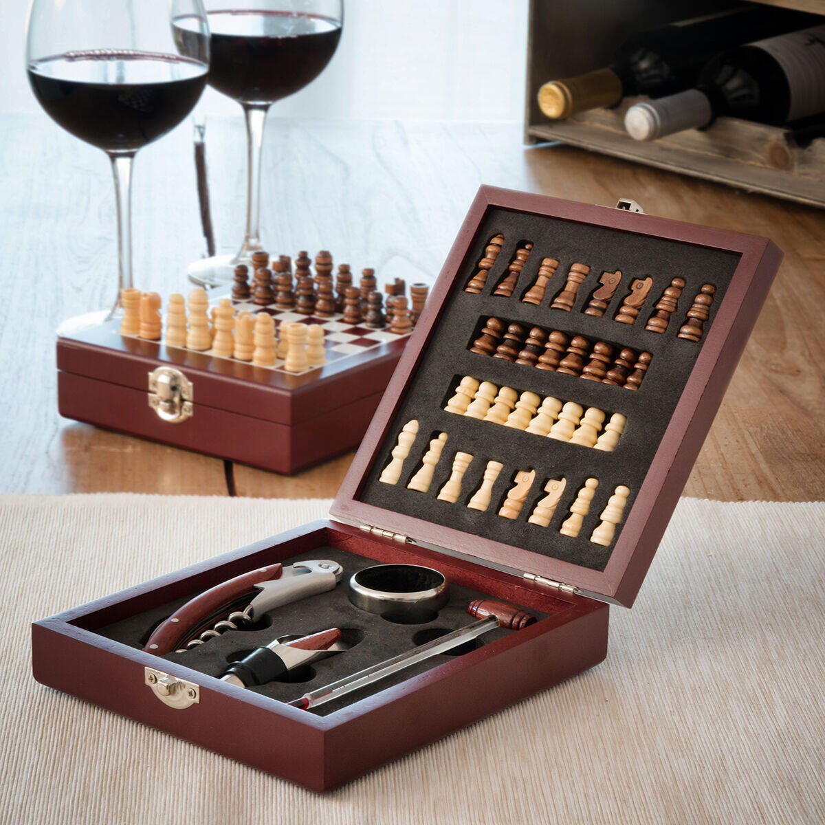 SET DE ACCESORIOS PARA VINO Y AJEDREZ
